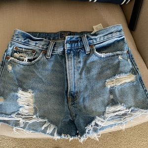 Abercrombie annie high rise short